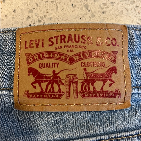Levi’s High Rise Skinny - Picture 4 of 9